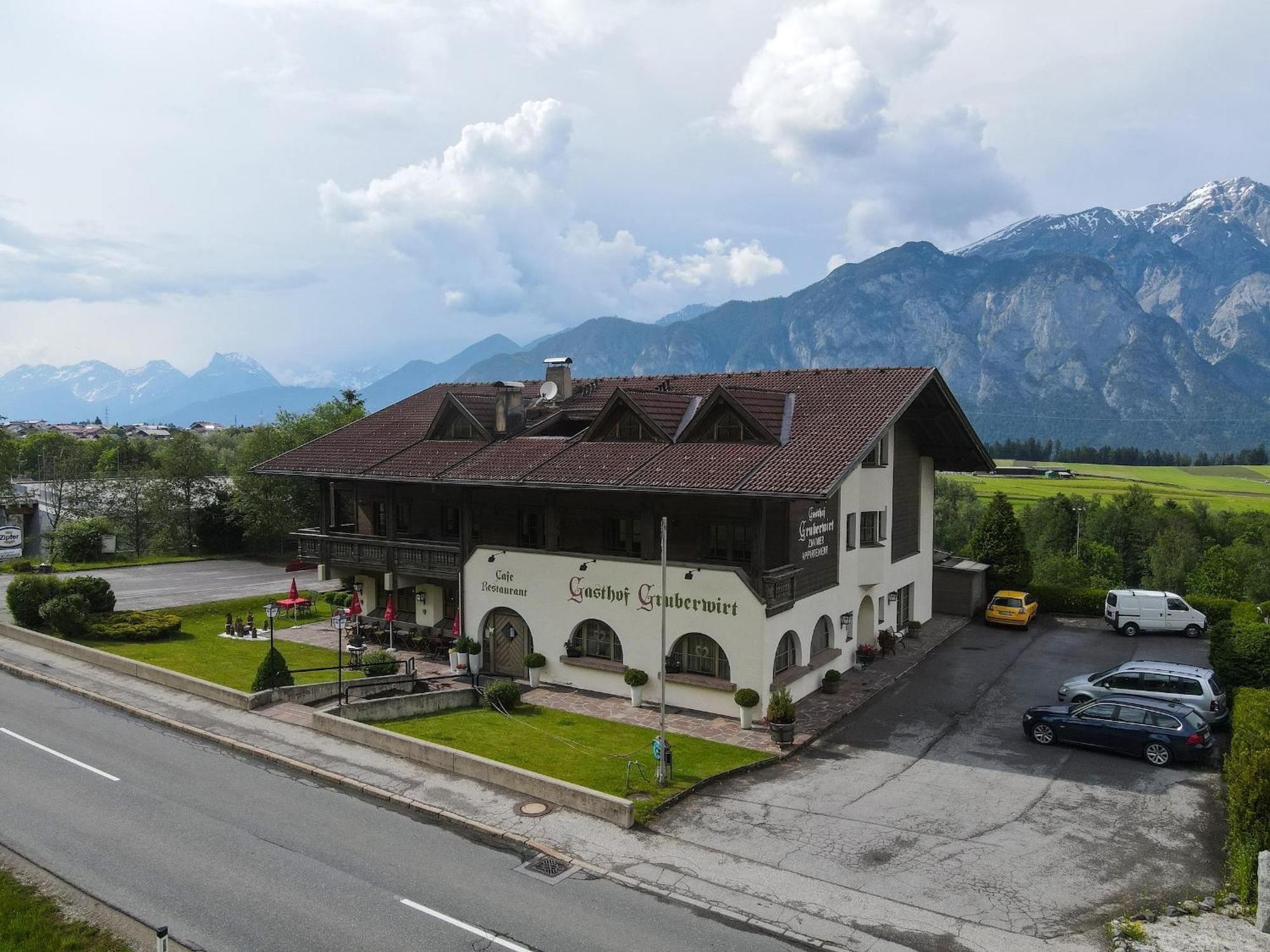 Alpenflair Apartment Mit Balkon - Inkl Parkplatz #1 Innsbruck Kültér fotó